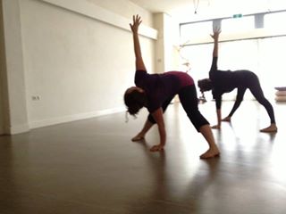 Laura en Kim Yoga&Dans 2